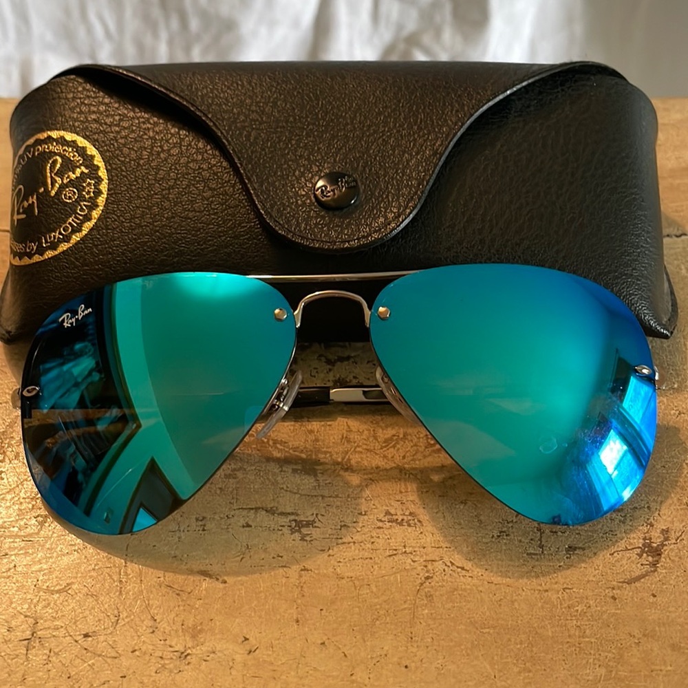 Ray-Ban Blue Mirrored Aviator Sunglasses